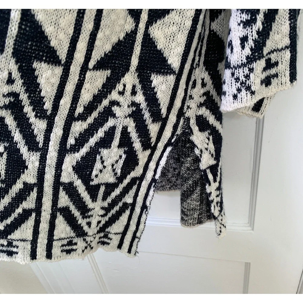 Black White Aztec Print Open Front Cardigan‎ S Cozy Southwestern Prairie Layer